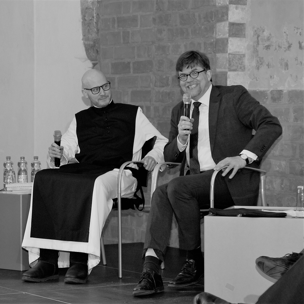 Podiumsgespräch, v.l.n.r.: Pater Kilian, Prof. V. Leppin